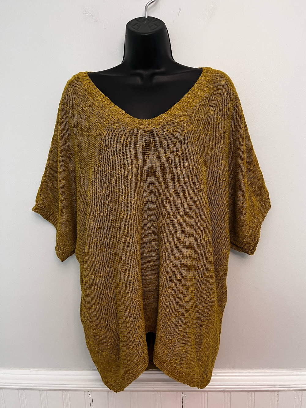 Eileen Fisher Linen Blend Dolman Sleeve V Neck Sweater, Size Small